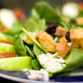 salata_pui_si_crutoane