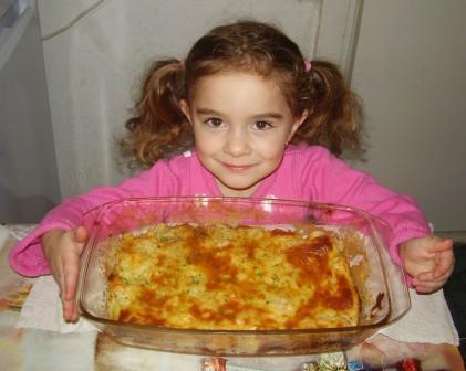 vasilicaramonavasile-conopidagratinata.jpg